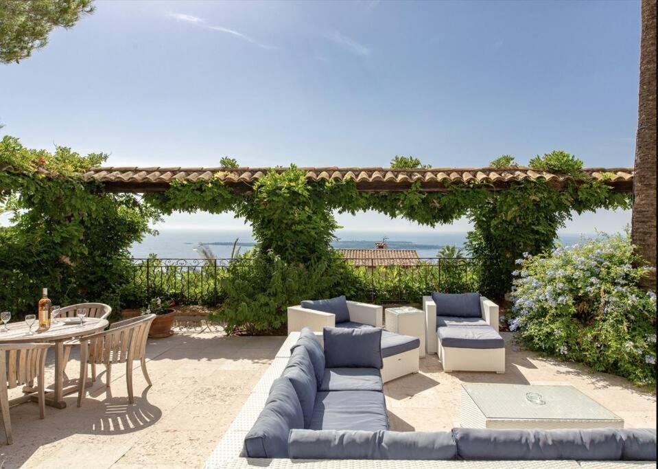 Le Castel Rose Super Cannes, Face Aux Iles De Lerins Vallauris Buitenkant foto