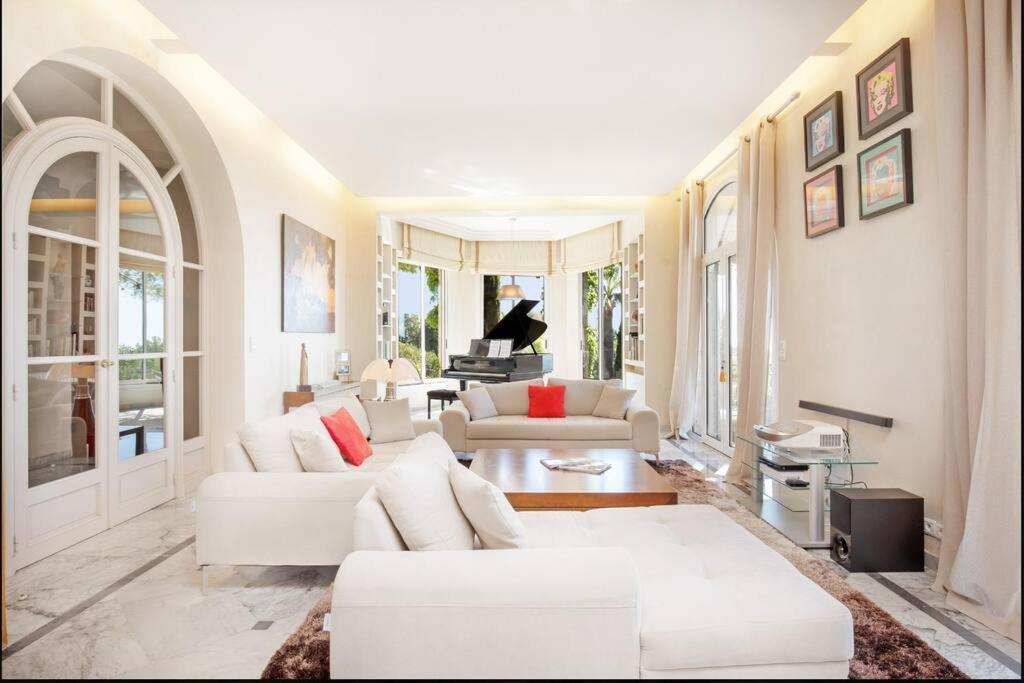 Le Castel Rose Super Cannes, Face Aux Iles De Lerins Vallauris Buitenkant foto